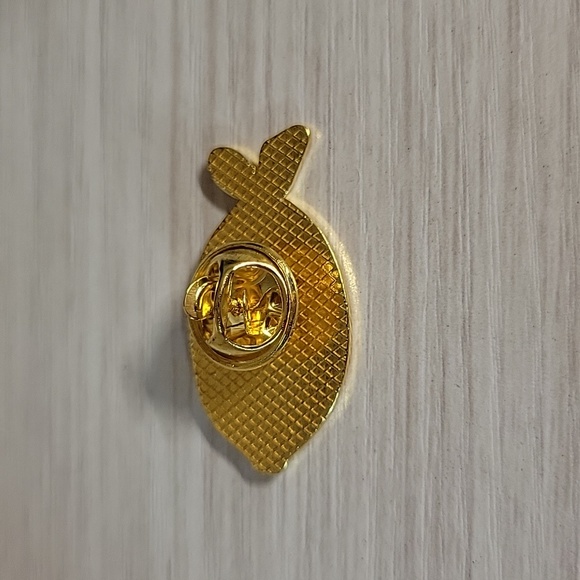 🔥LAST ONE🔥 EASY PEASY LEMON PIN - Picture 4 of 5